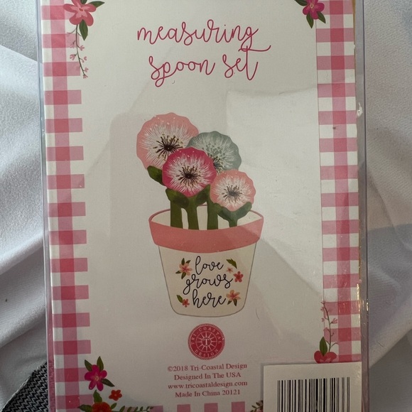New Tri-Coastal Design Garden Mums Measuring Spoon Set - Picture 3 of 4